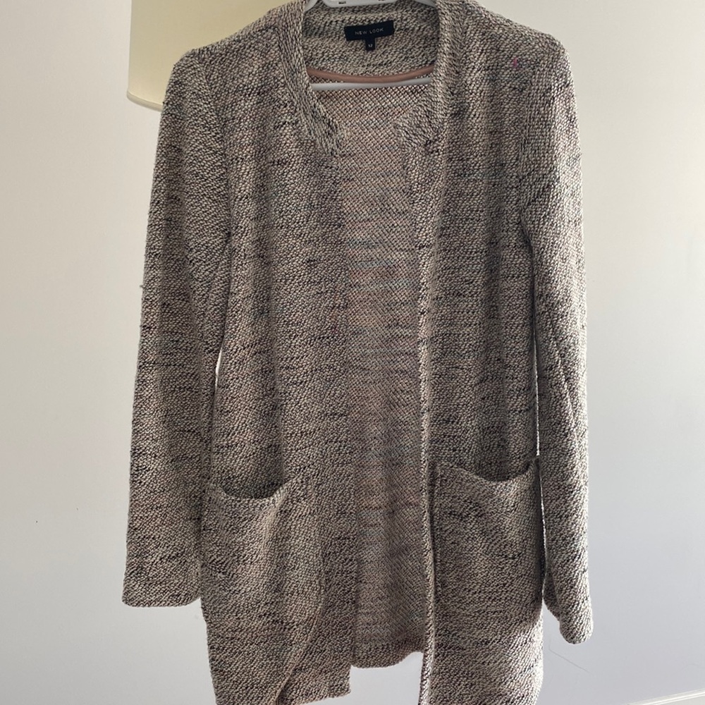 Beige open cardigan( no buttons or zipper)